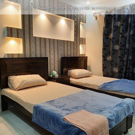 3 Bedroom Furnished Holiday Home Near Valencia Town, Lake City & Ring Road ラホール エクステリア 写真