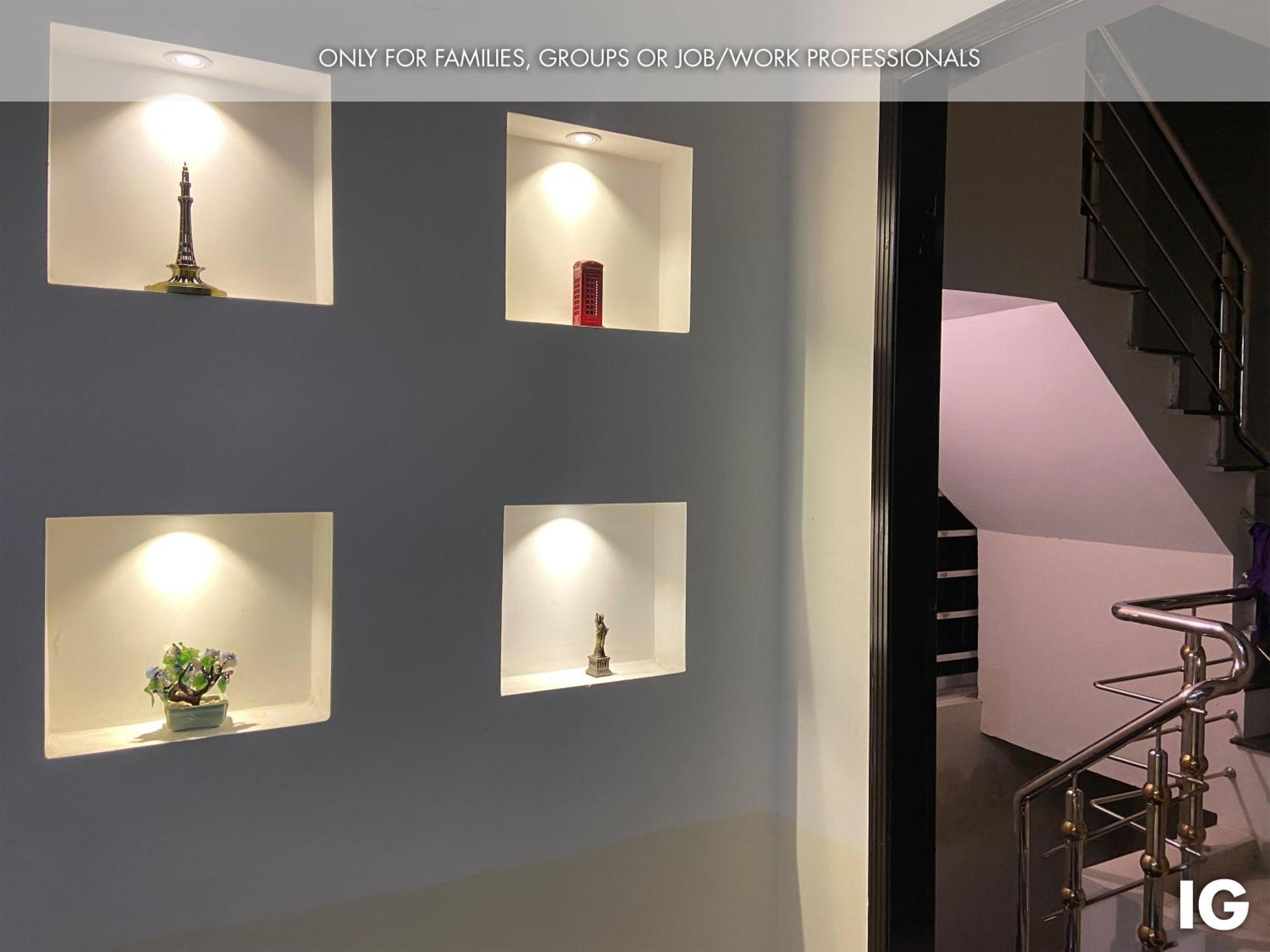 3 Bedroom Furnished Holiday Home Near Valencia Town, Lake City & Ring Road ラホール エクステリア 写真