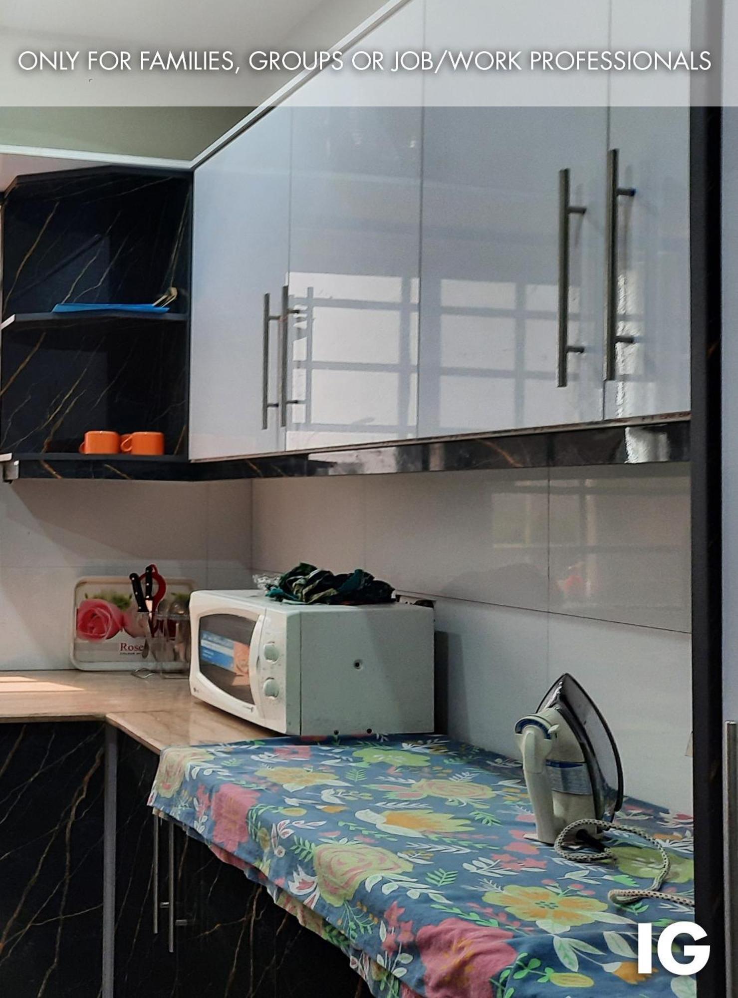 3 Bedroom Furnished Holiday Home Near Valencia Town, Lake City & Ring Road ラホール エクステリア 写真